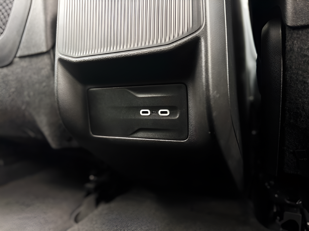 Used 2025 Gray Jeep Limited image 19