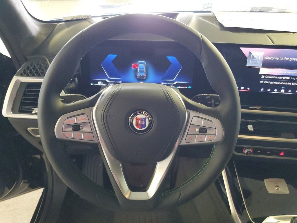 2025 BMW X7 ALPINA XB7 - Photo 18