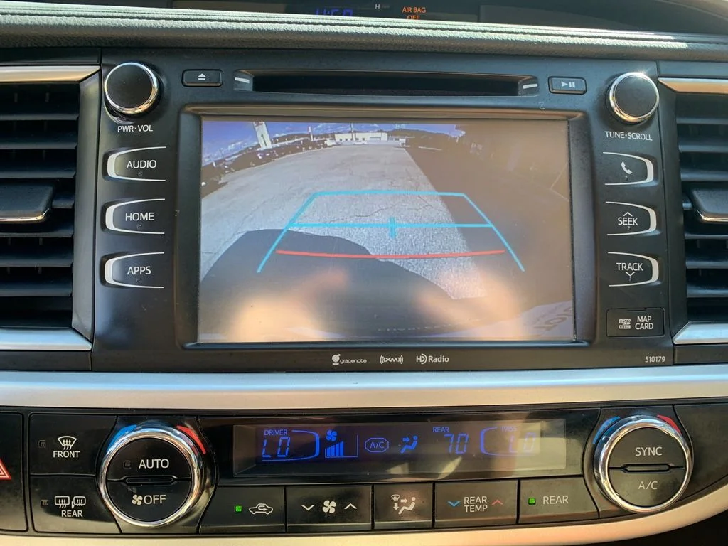 Used 2017 Brown Toyota XLE image 25