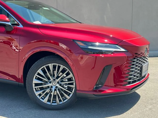 New 2026 Matador Red Mica Lexus 350h Luxury image 2