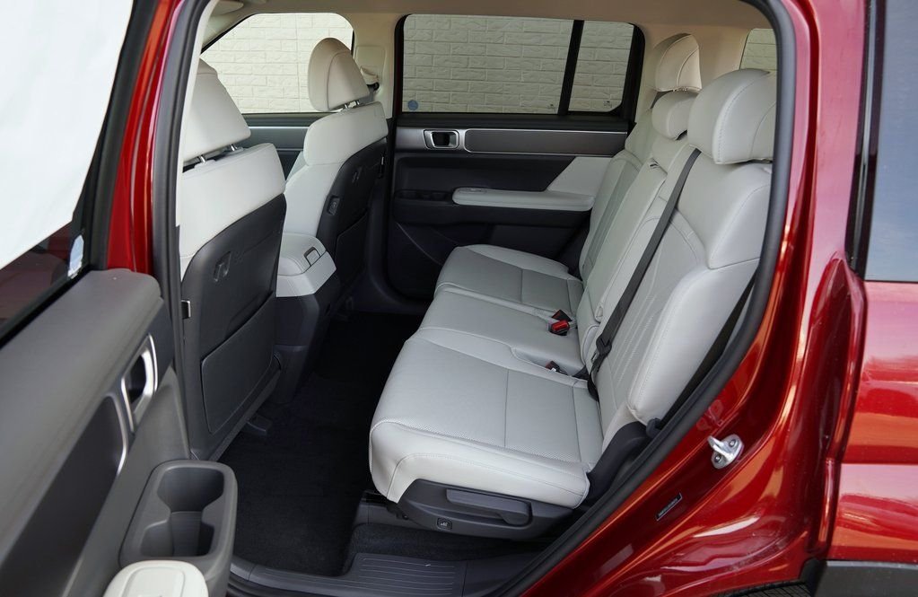 2025 Hyundai Santa Fe SEL - Photo 42