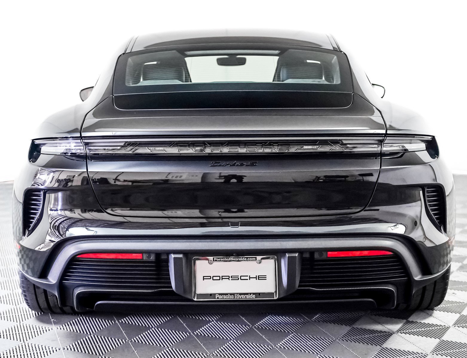 2026 Porsche Taycan Turbo S - Photo 11