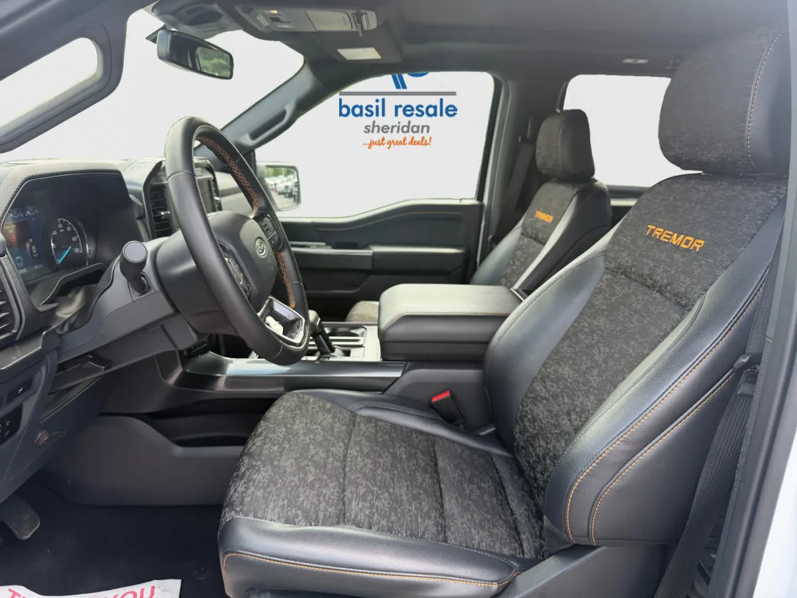Used 2023 Oxford White Ford Tremor image 12