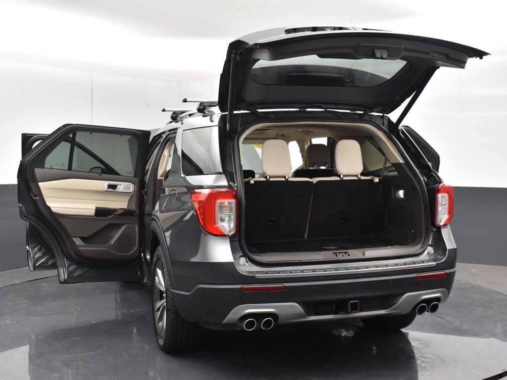 Used 2020 Gray Ford Platinum image 35