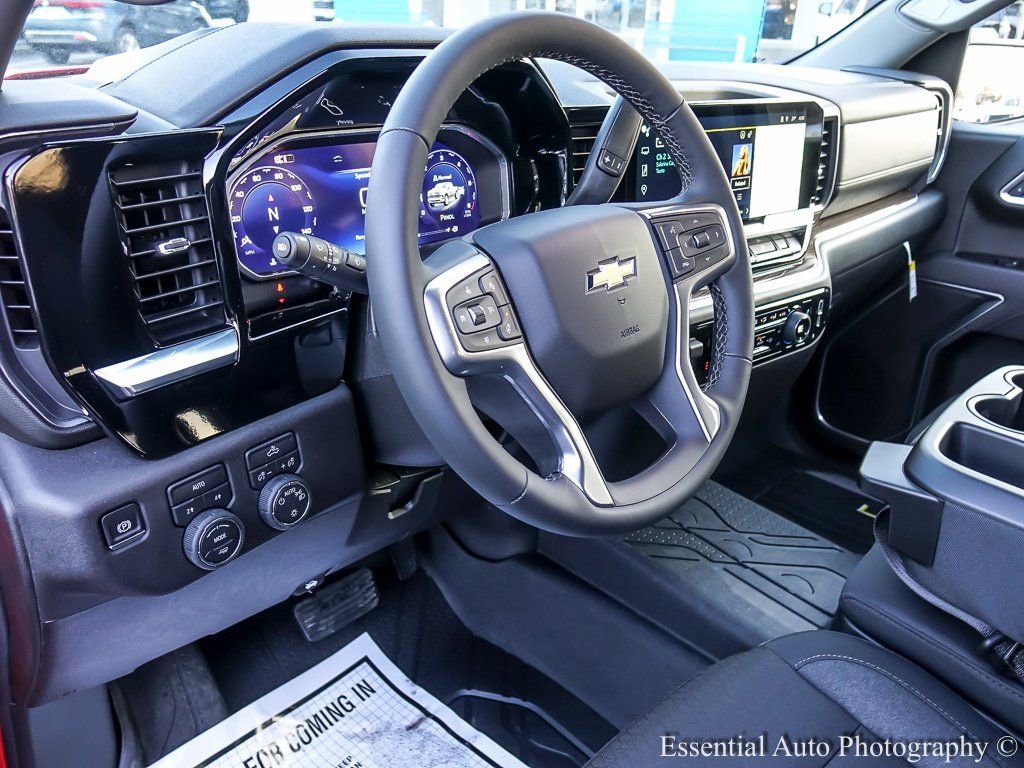 2026 CHEVROLET SILVERADO - Image 10