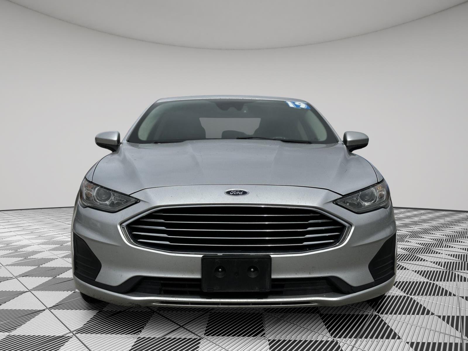 Used 2019 Ford Fusion Hybrid SE with VIN 3FA6P0LU6KR204735 for sale in Kansas City