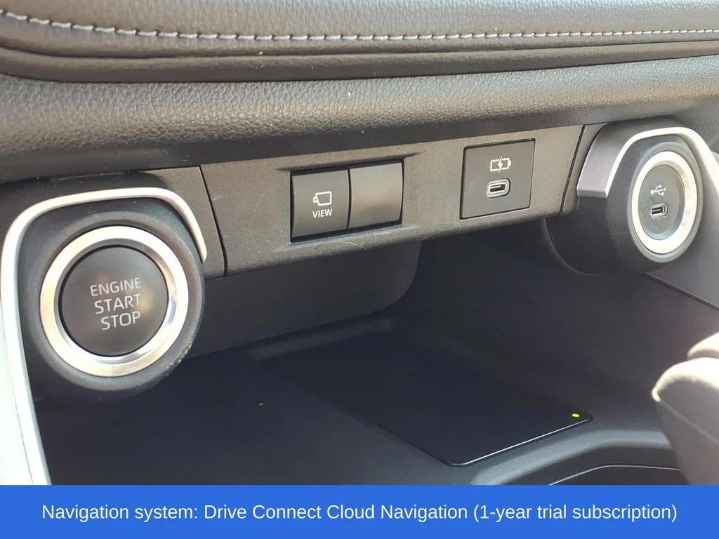 Used 2025  Toyota Limited image 11