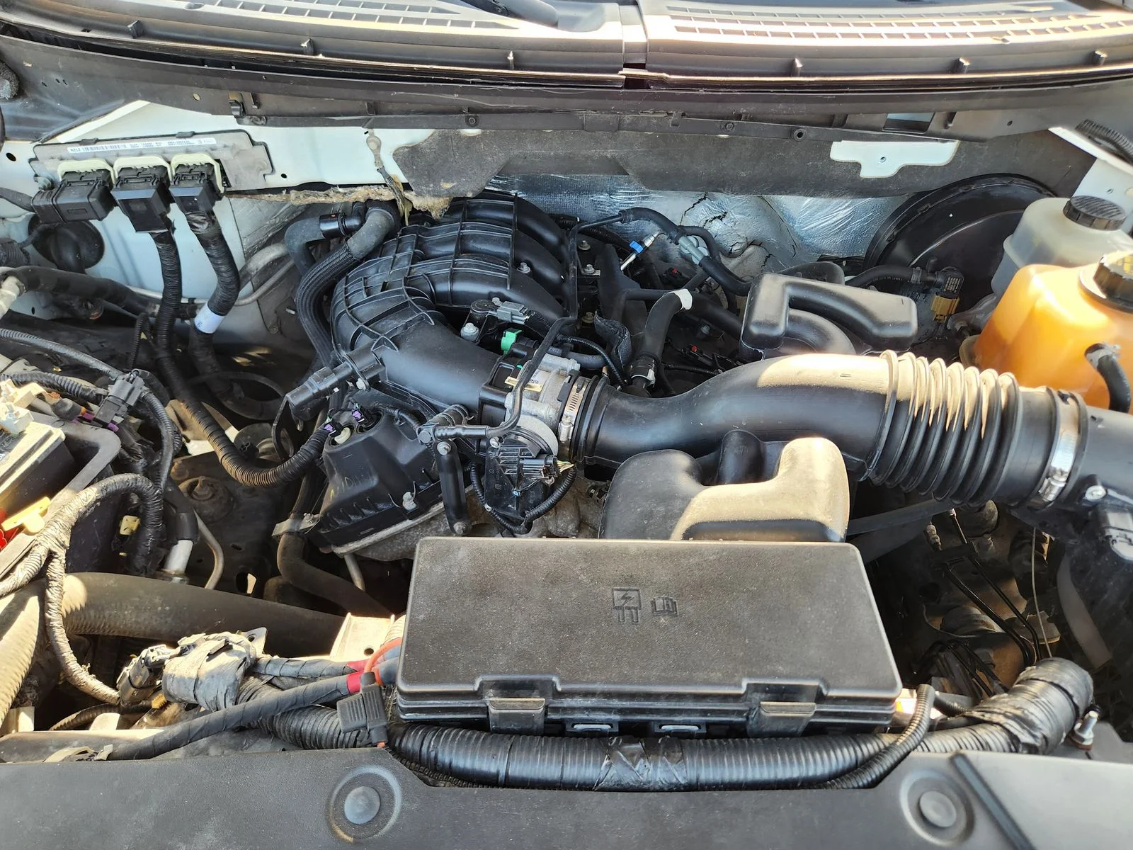 Used 2012 White Ford XLT image 28