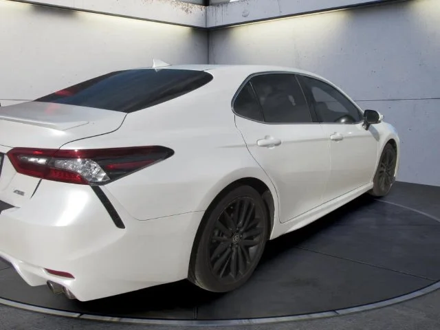 Used 2022 Pearl Toyota XSE image 3