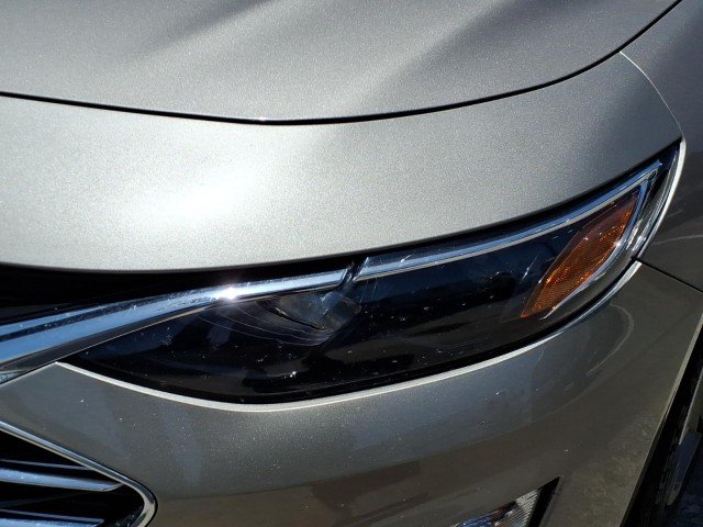 Certified Used 2024 Mineral Gray Metallic Chevrolet 1LT image 9