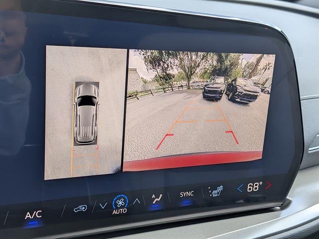 2027 Chevrolet Traverse LT - Photo 19