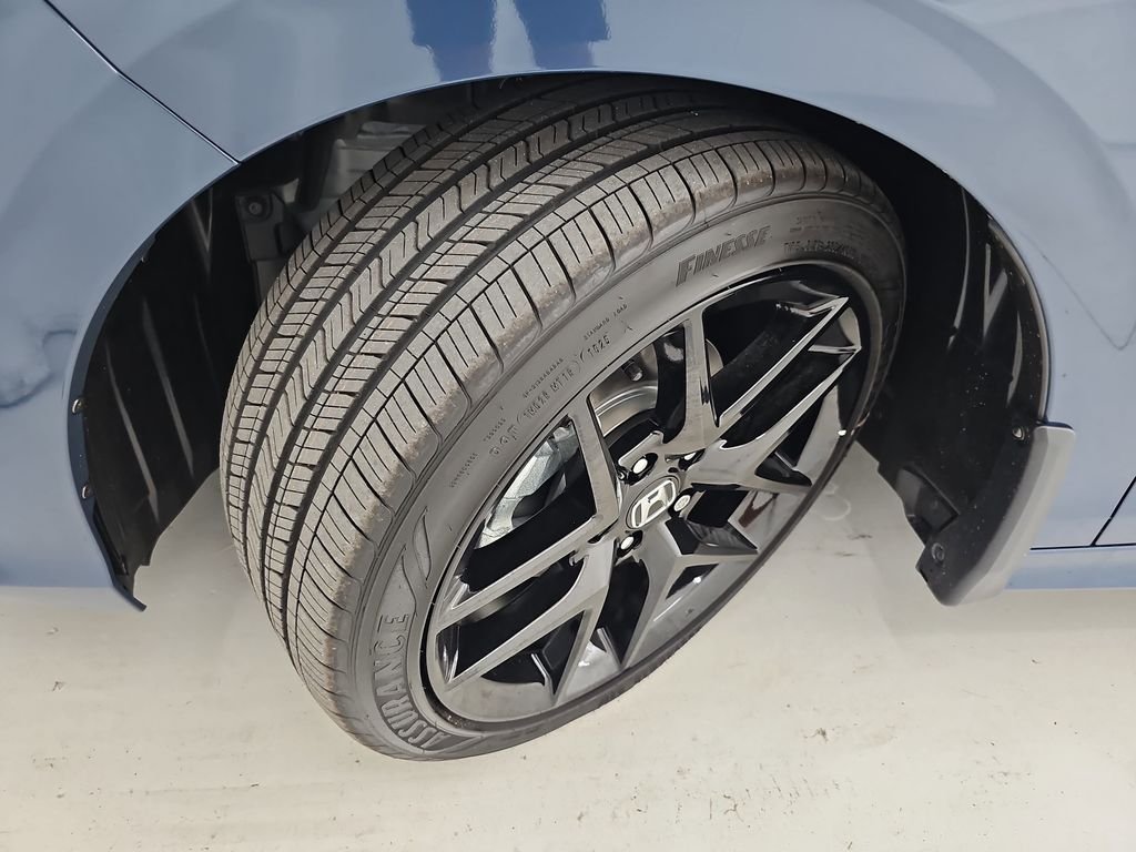 2025 Honda Civic Sport - Photo 35