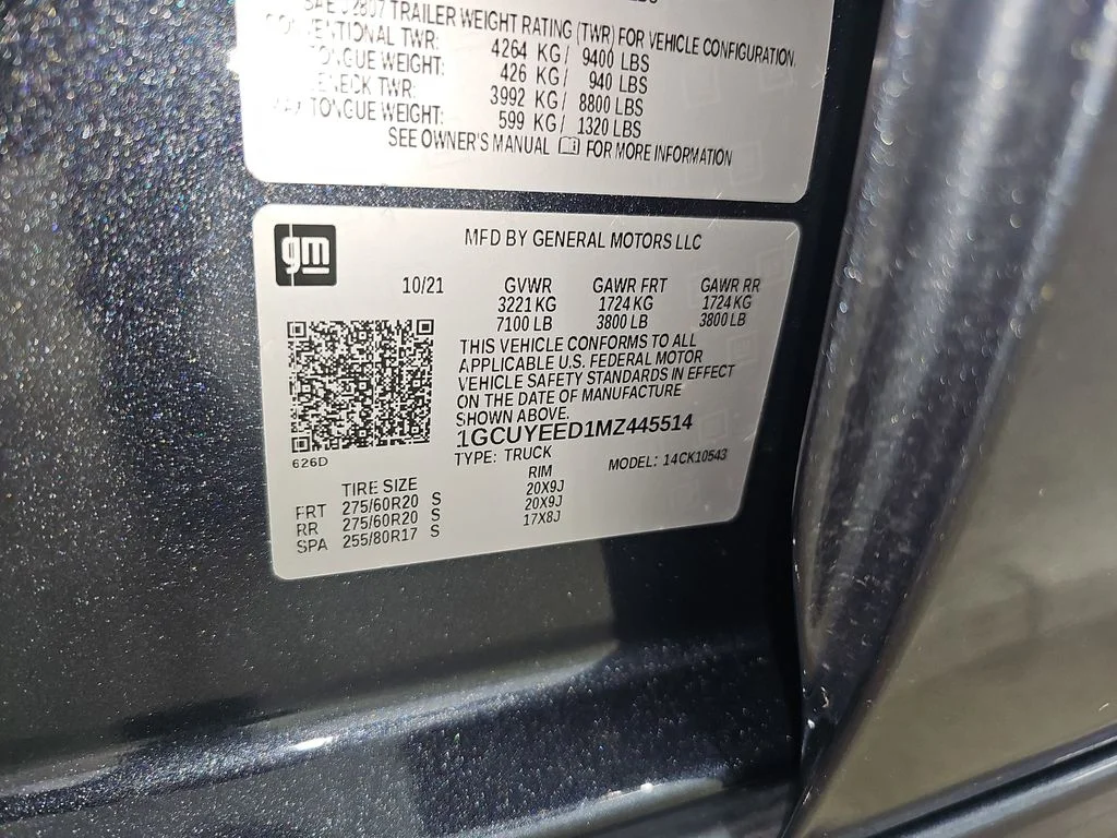 Certified Used 2021 Gray Chevrolet RST image 40