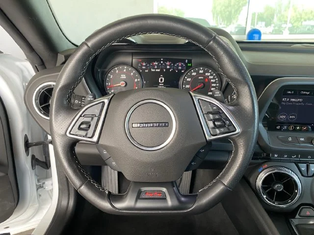 2021 Chevrolet Camaro 1SS - Photo 25