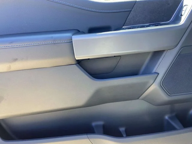 New 2026 Oxford White Ford XLT image 12