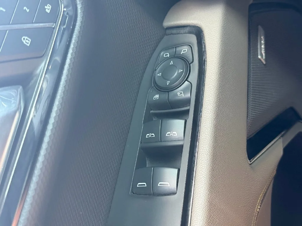 Used 2024 Gray Chevrolet ZR2 image 36