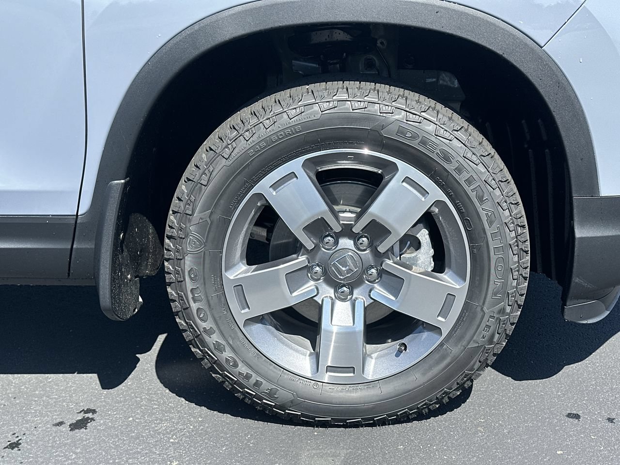 New 2026 Sonic Gray Pearl Honda RTL AWD image 10
