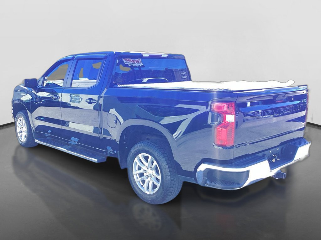 Used 2021 BLACK Chevrolet LT image 7