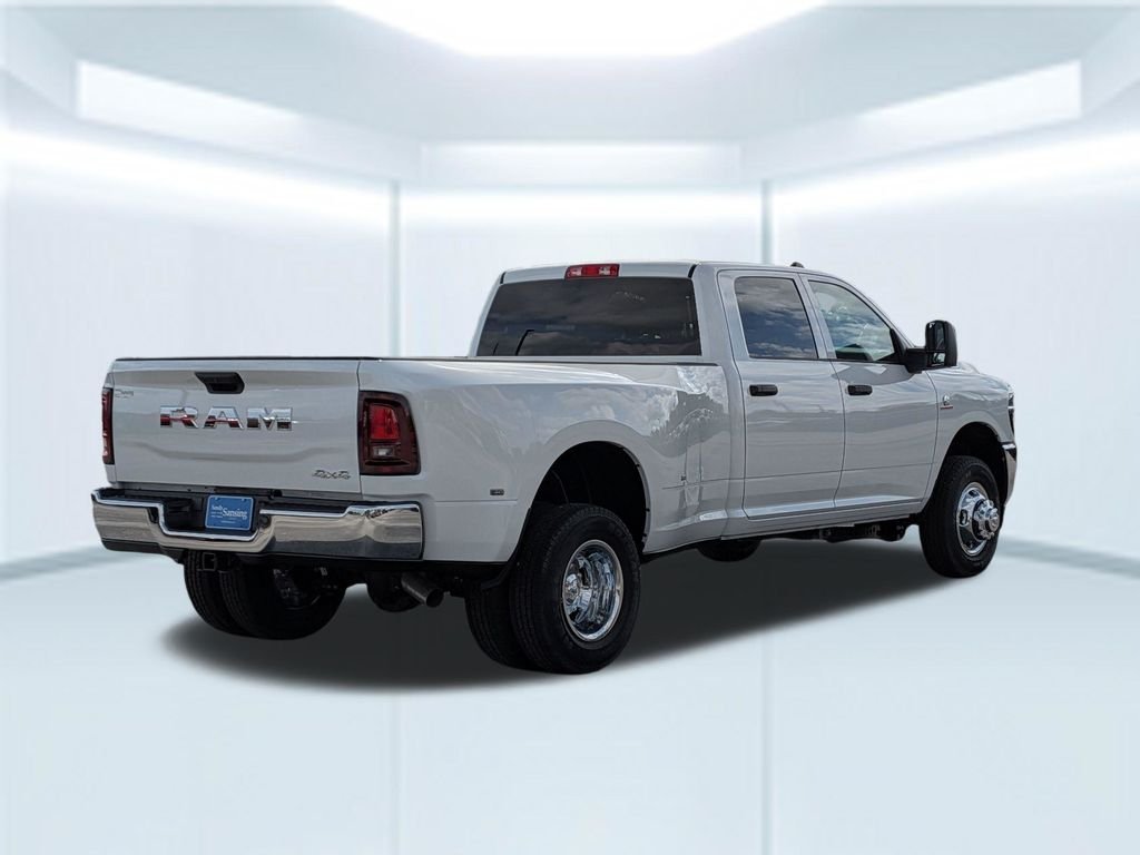 New 2026 Bright White Clear-Coat Exterior Paint RAM Tradesman image 6