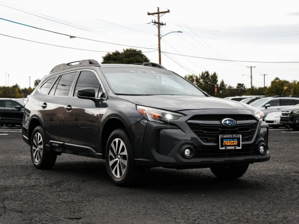 Used 2024 Magnetite Gray Metallic Subaru Premium image 3