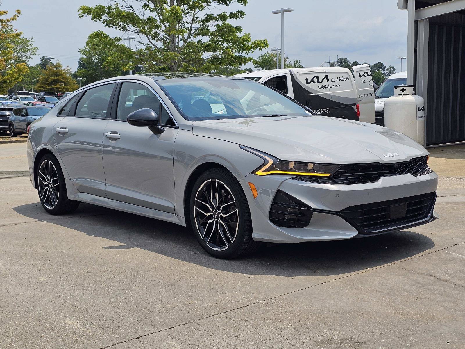 Used 2024 Wolf Gray Kia GT image 5