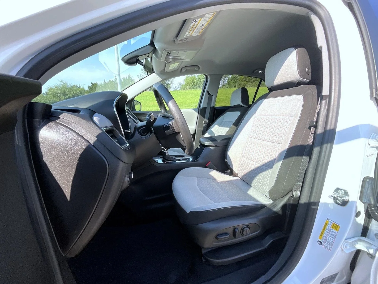 Used 2024 White Chevrolet LS image 11