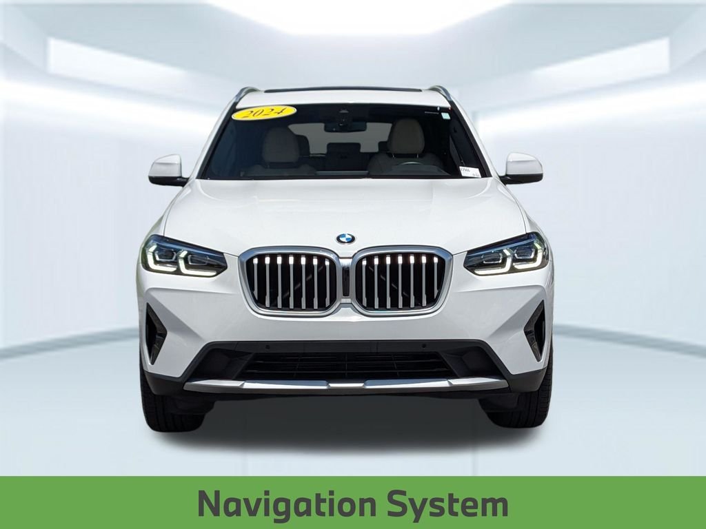Used 2024 White BMW sDrive30i image 12