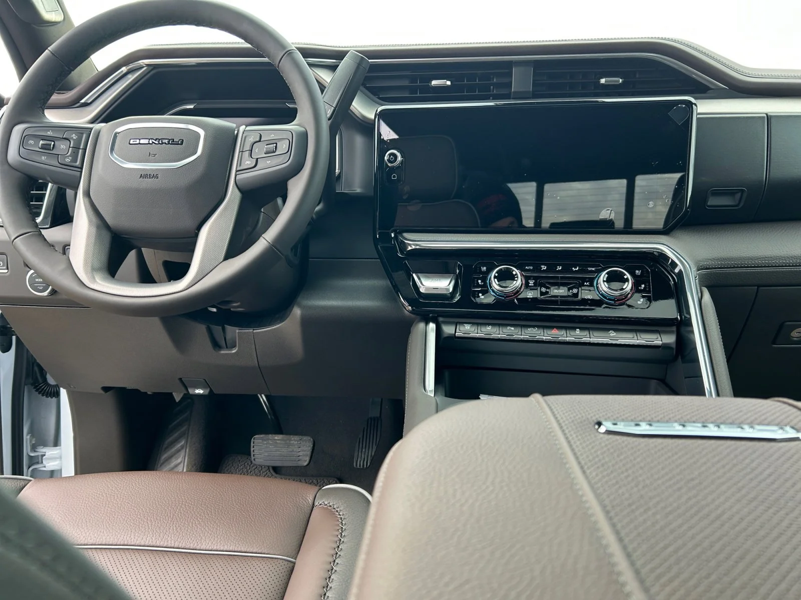 New 2026 Glacier White Tricoat GMC Denali image 21