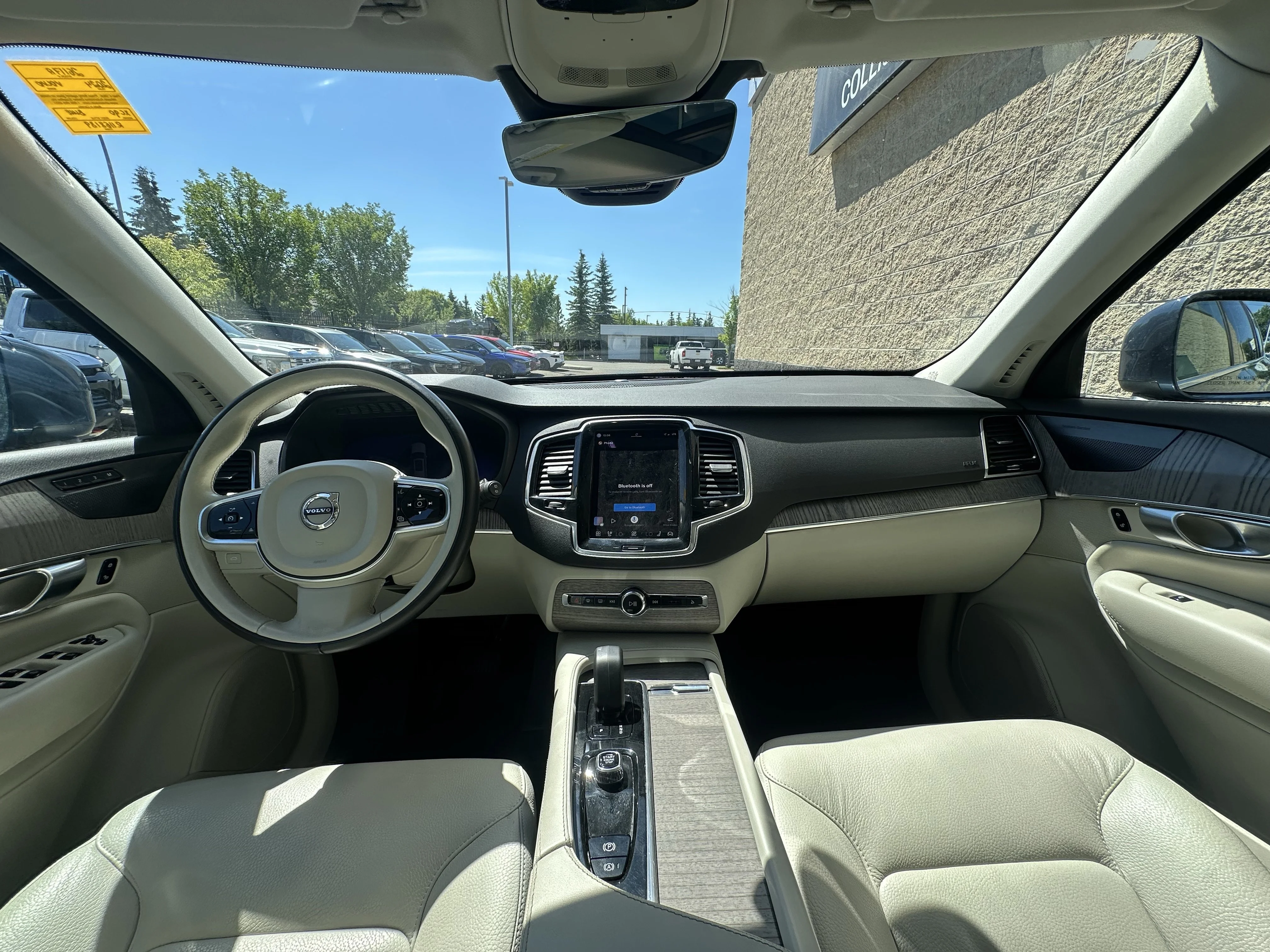 Certified Used 2024  Volvo Plus Bright Theme image 14