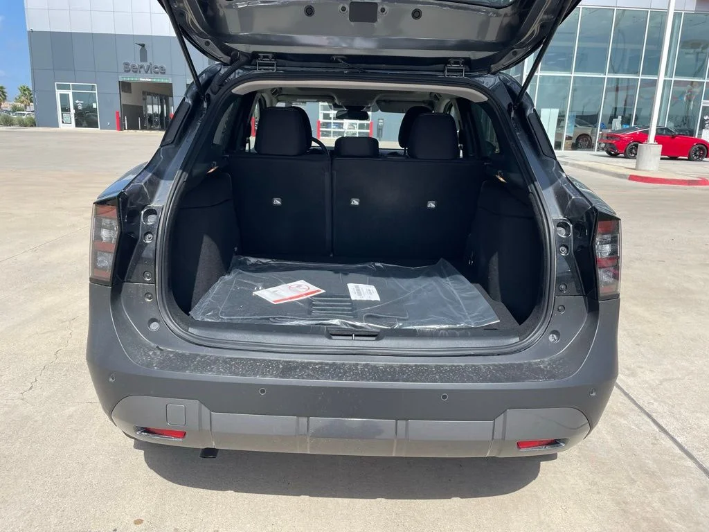 2025 Nissan Kicks SV AWD - Photo 7