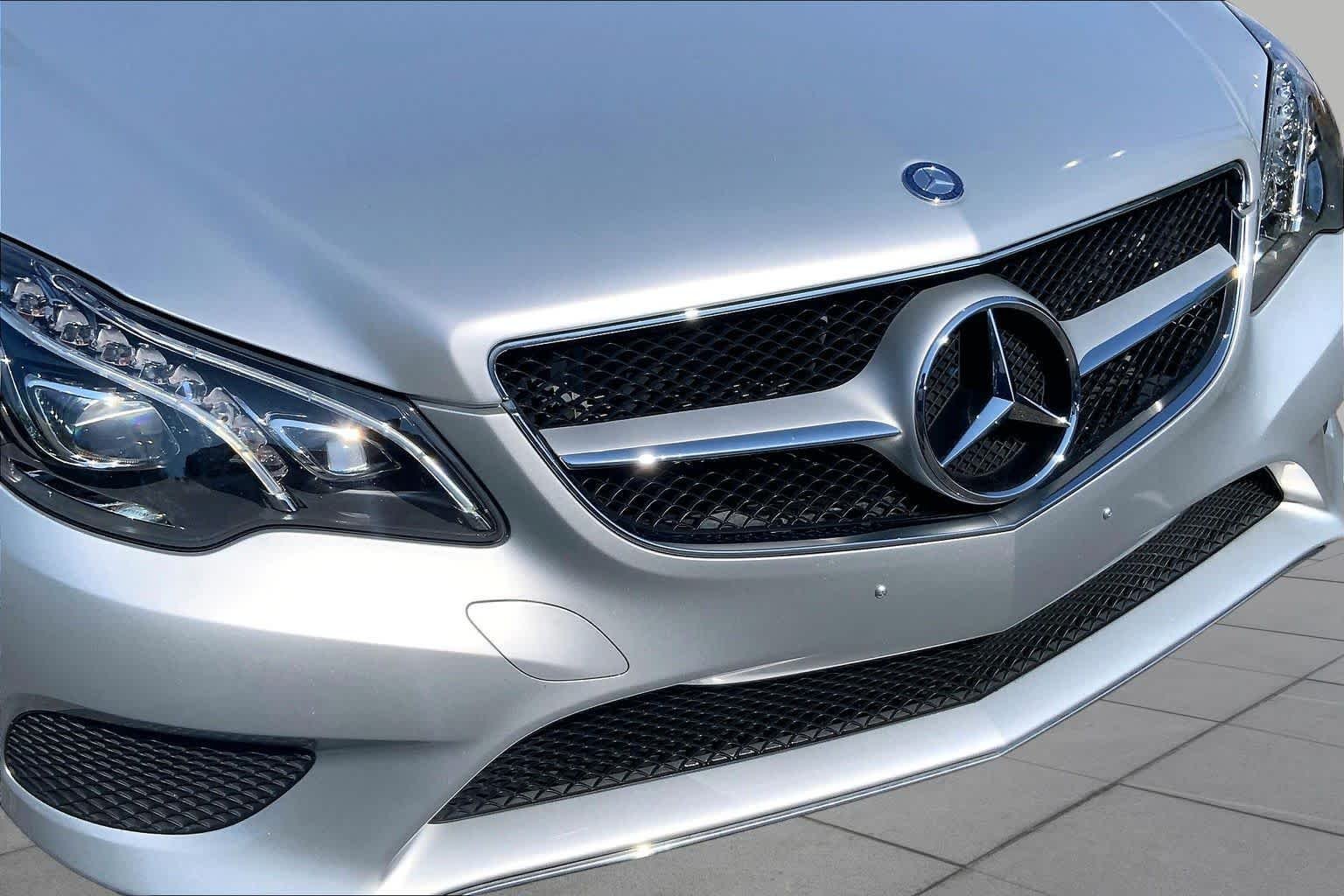 Used 2017 Iridium Silver Metallic Mercedes-Benz E 400 image 29