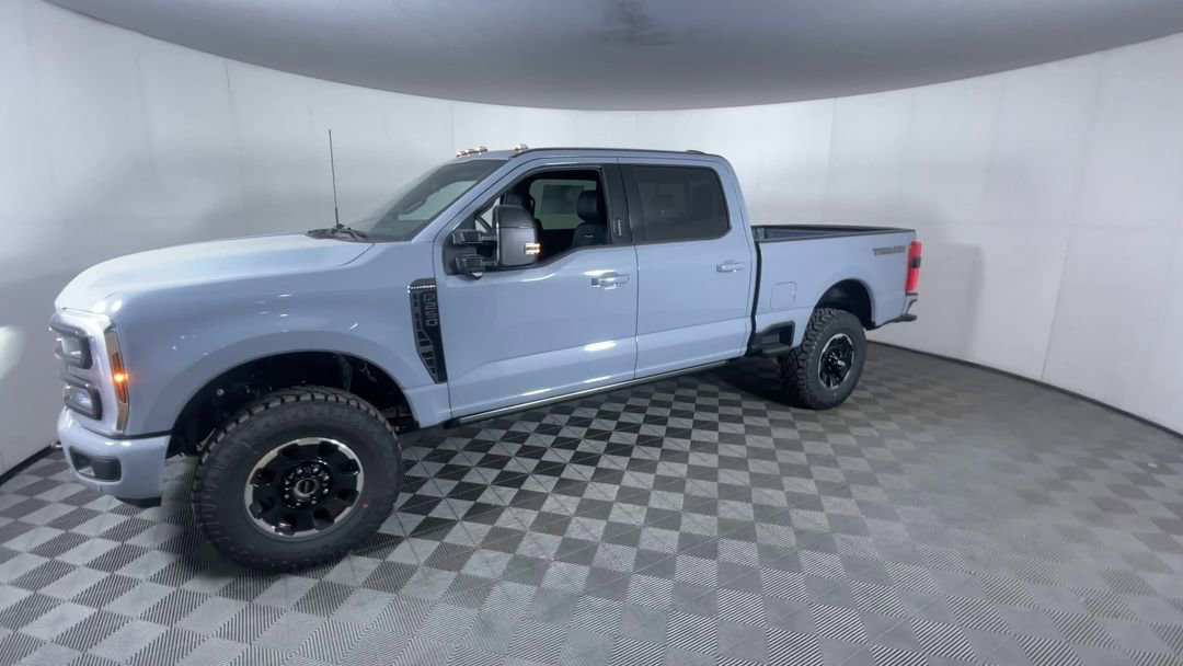 New 2026 Glacier Gray Metallic Tri-Coat Ford Platinum image 4