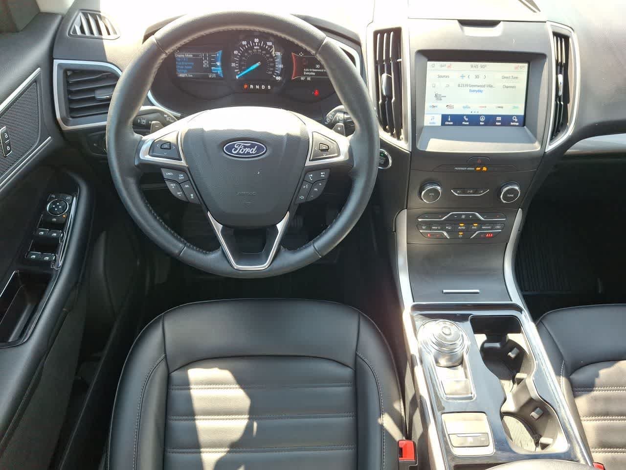 Used 2020 Magnetic Metallic Ford SEL image 27