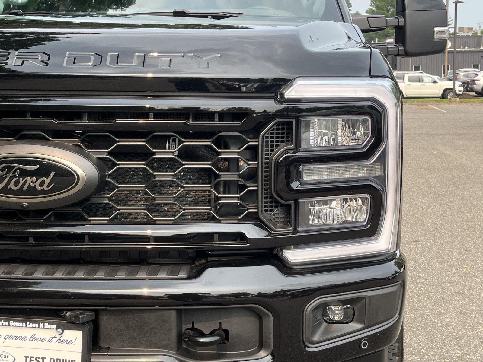 Used 2026 Agate Black Metallic Ford Lariat image 10