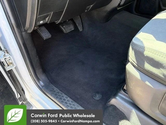 Used 2019 White Ram Big Horn image 27