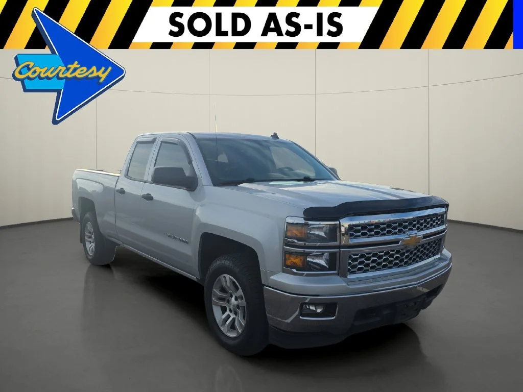 Used 2014 Silver Chevrolet LT image 1
