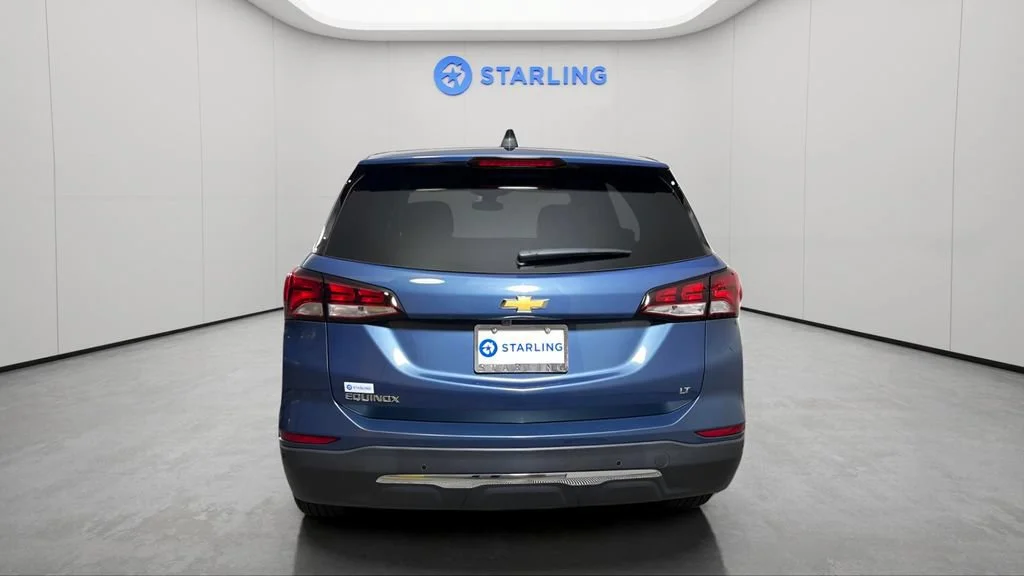 Used 2024 Lakeshore Blue Metallic Chevrolet LT image 8