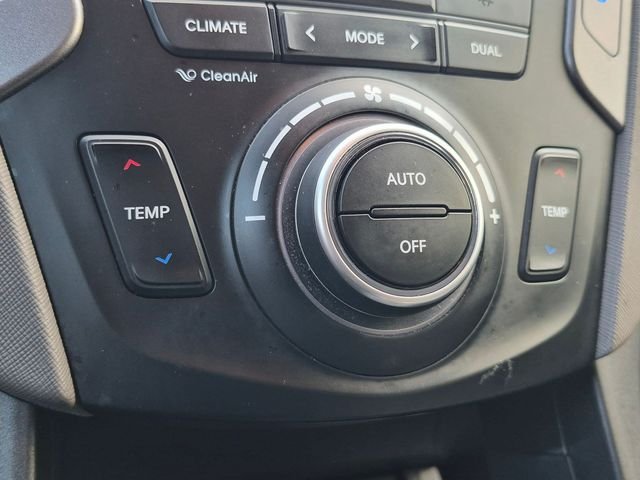 Used 2014 Silver Hyundai 2.0T image 19