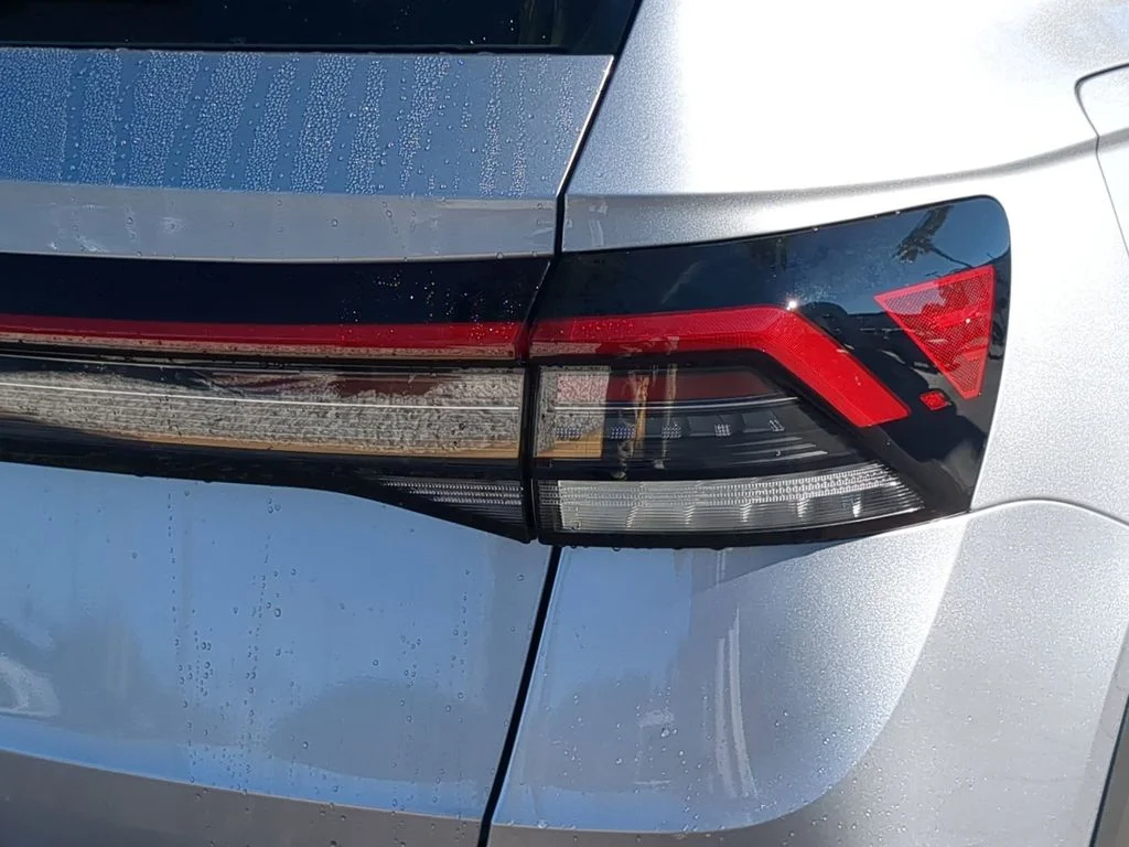 New 2026 Silver Volkswagen 1.5T SE image 8