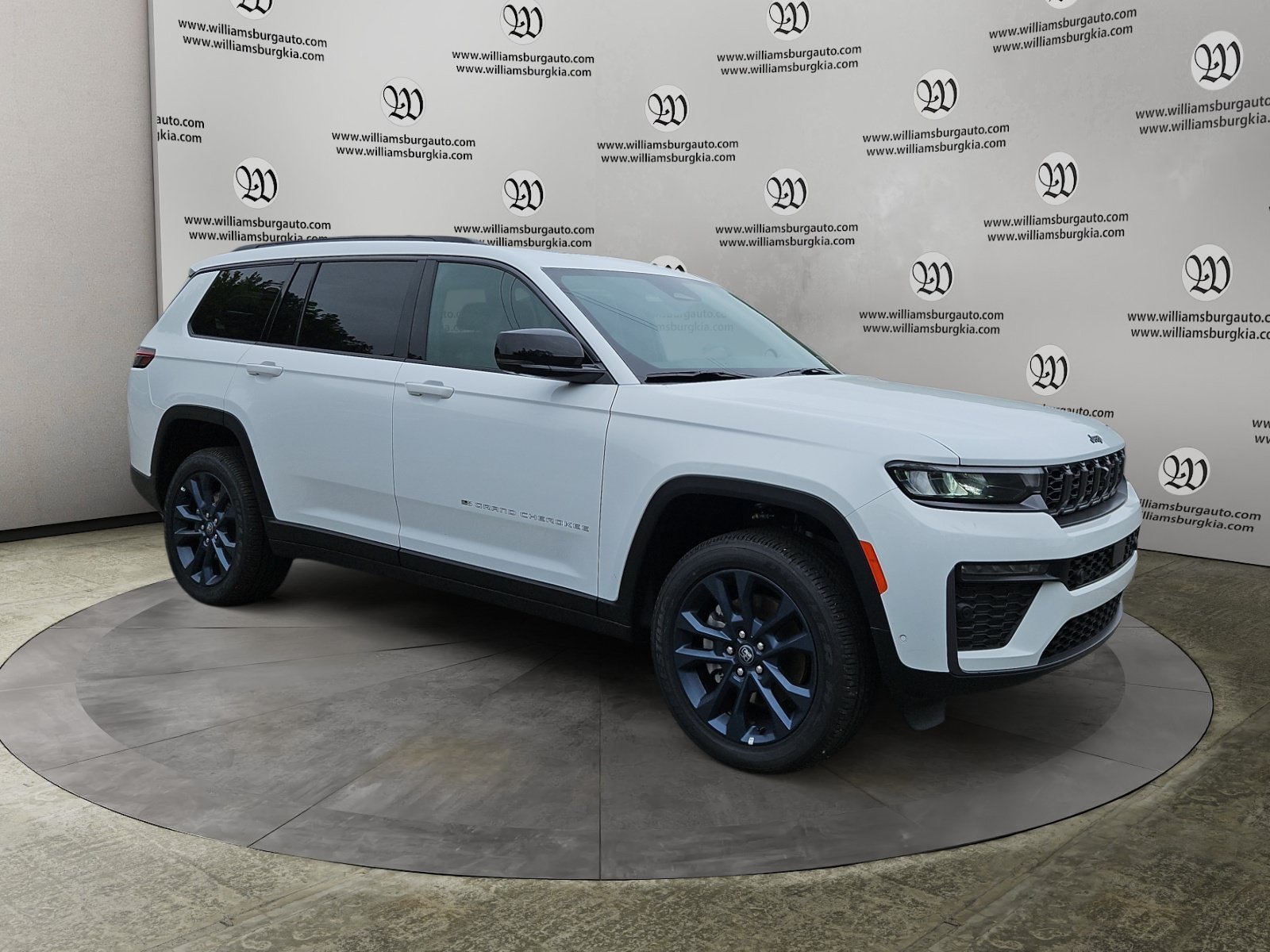 New 2026 Bright White Clear-Coat Exterior Paint Jeep  image 7
