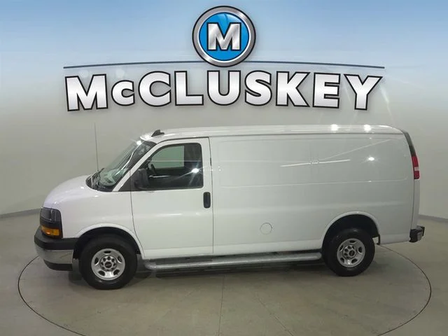 2024 GMC Savana Cargo Work Van - Photo 30