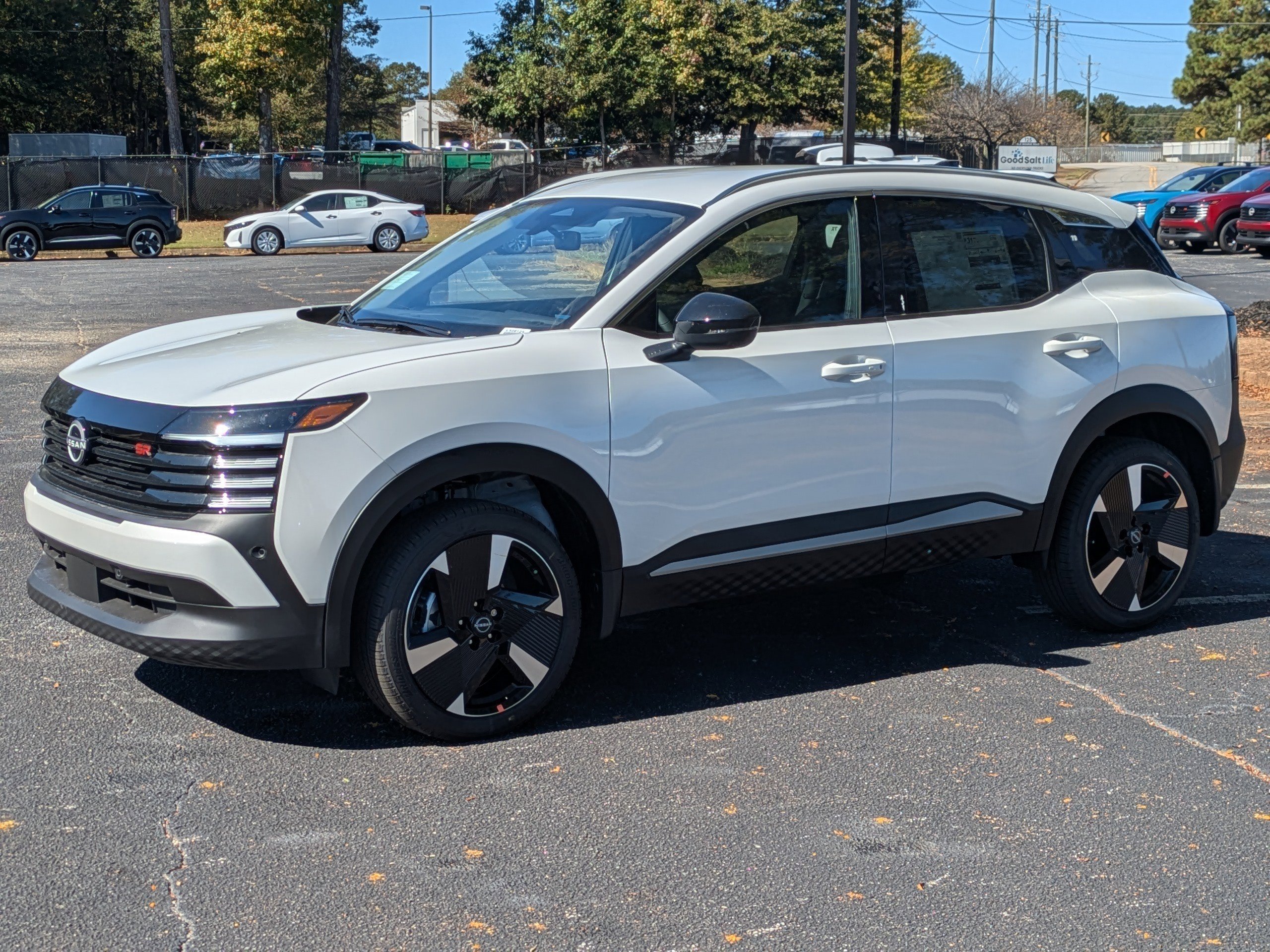 New 2026 White Nissan SR image 4
