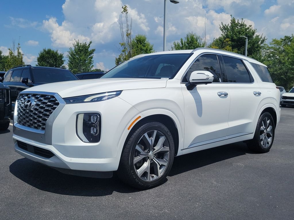 Used 2022 White Hyundai Limited image 11