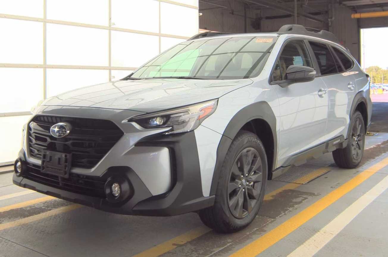 2025 Subaru Outback Onyx Edition's photo