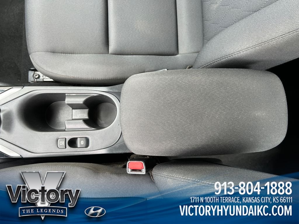 Used 2024  Toyota LE image 26