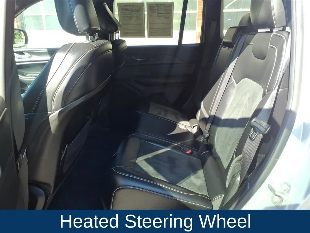 Used 2025 Silver Jeep Altitude image 24