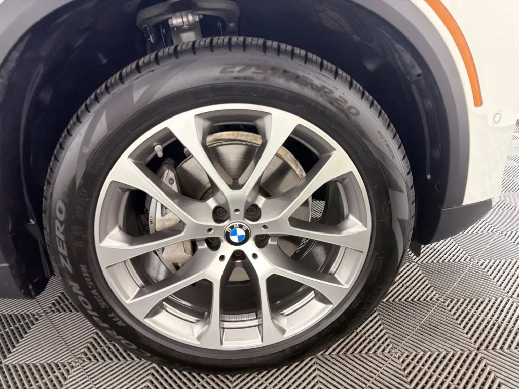 Certified Used 2026 Alpine White BMW xDrive40i image 11