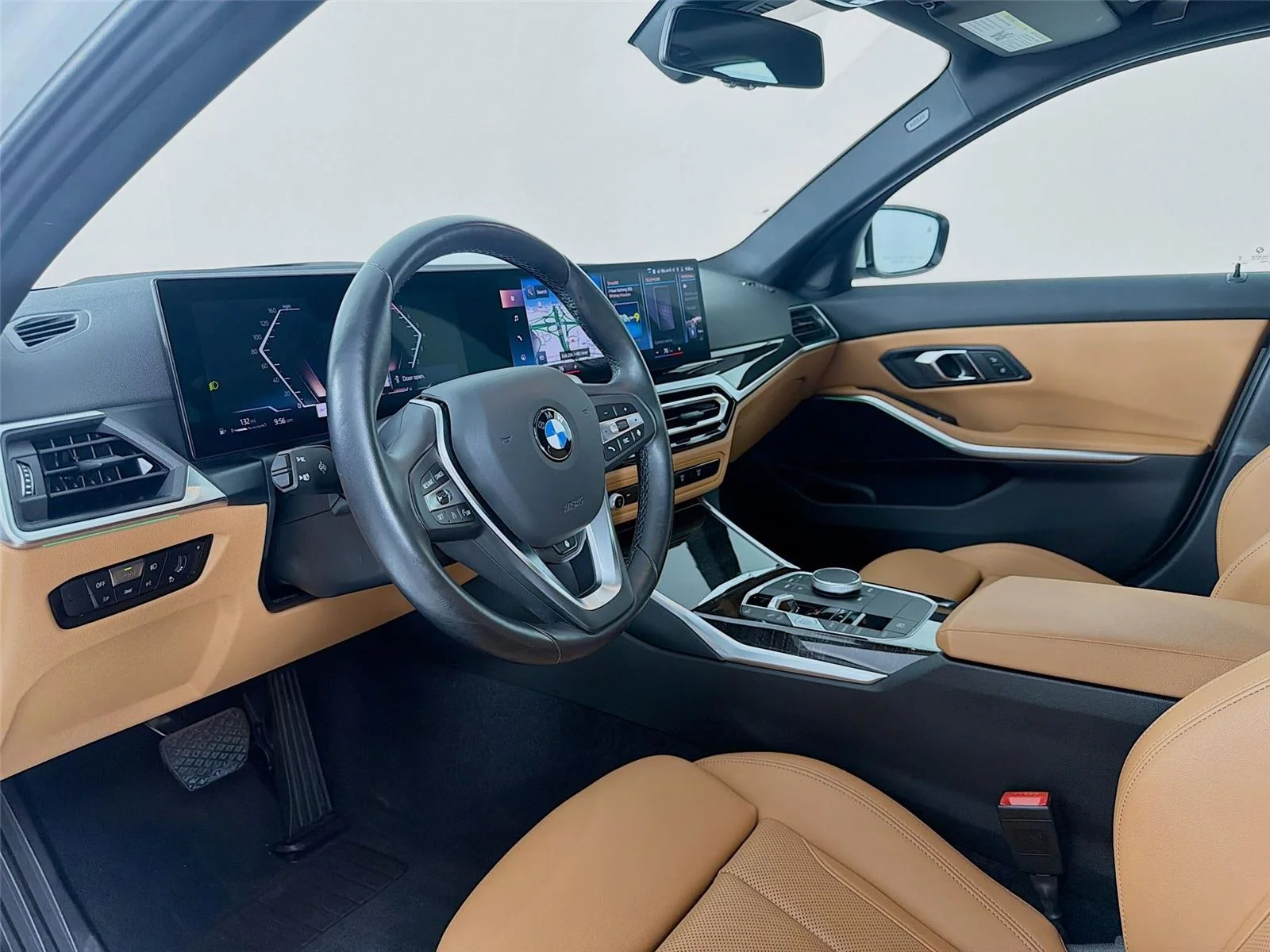 Used 2024 Alpine White BMW 330i image 4