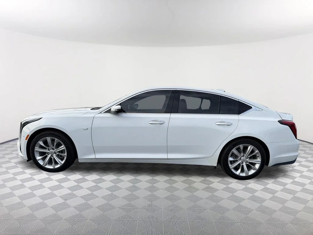 Used 2025 White Cadillac Premium Luxury image 8