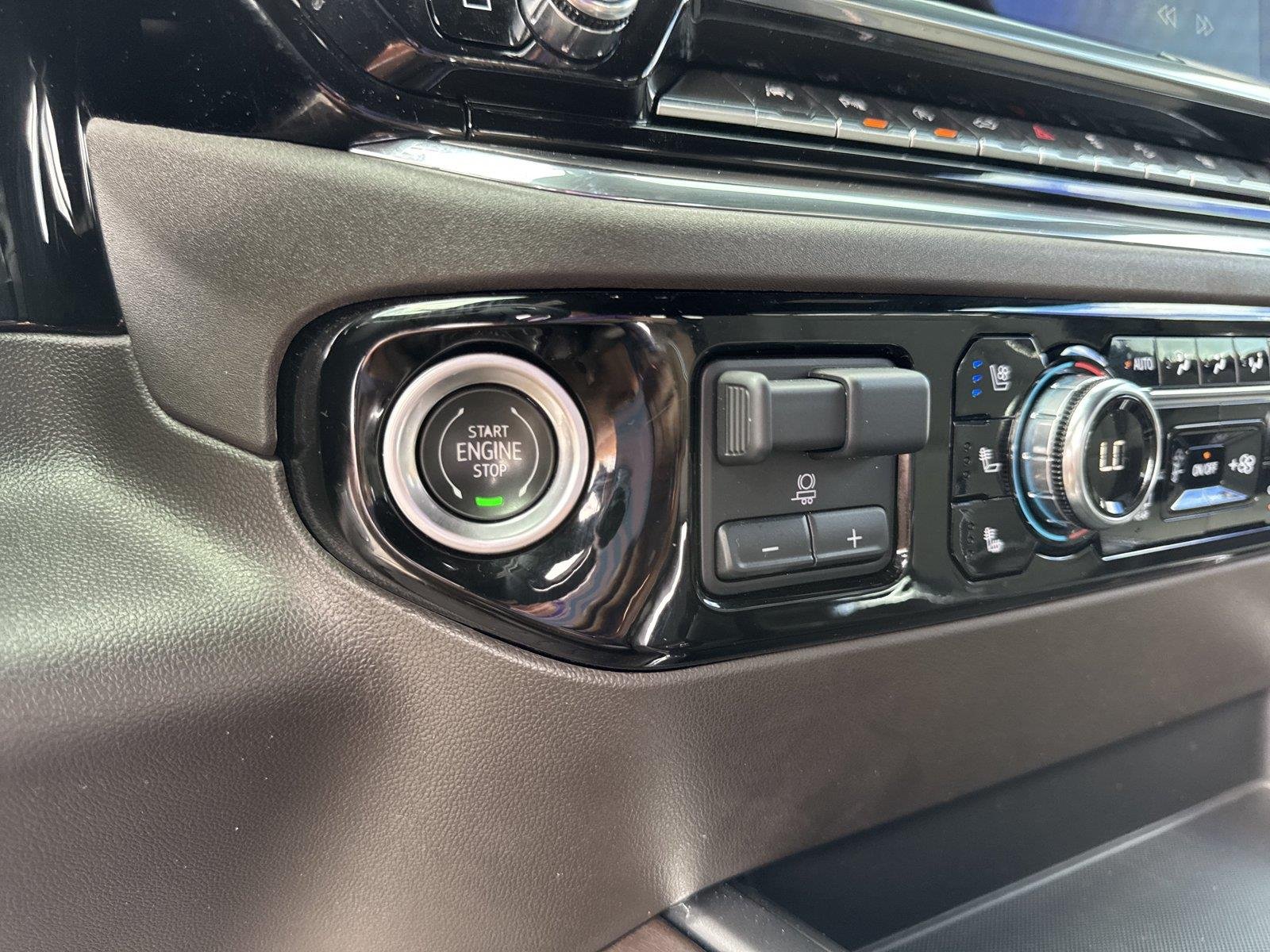 Used 2023 STERLING METALLIC GMC SLT image 24